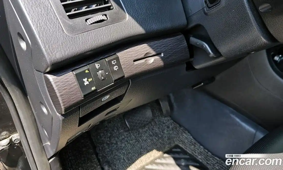 SsangYong Korando 2016 2.2 автомат (гидро), фото 13