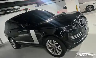 Land Rover Range Rover 2022 5.0 автомат (гидро), миниатюра 4