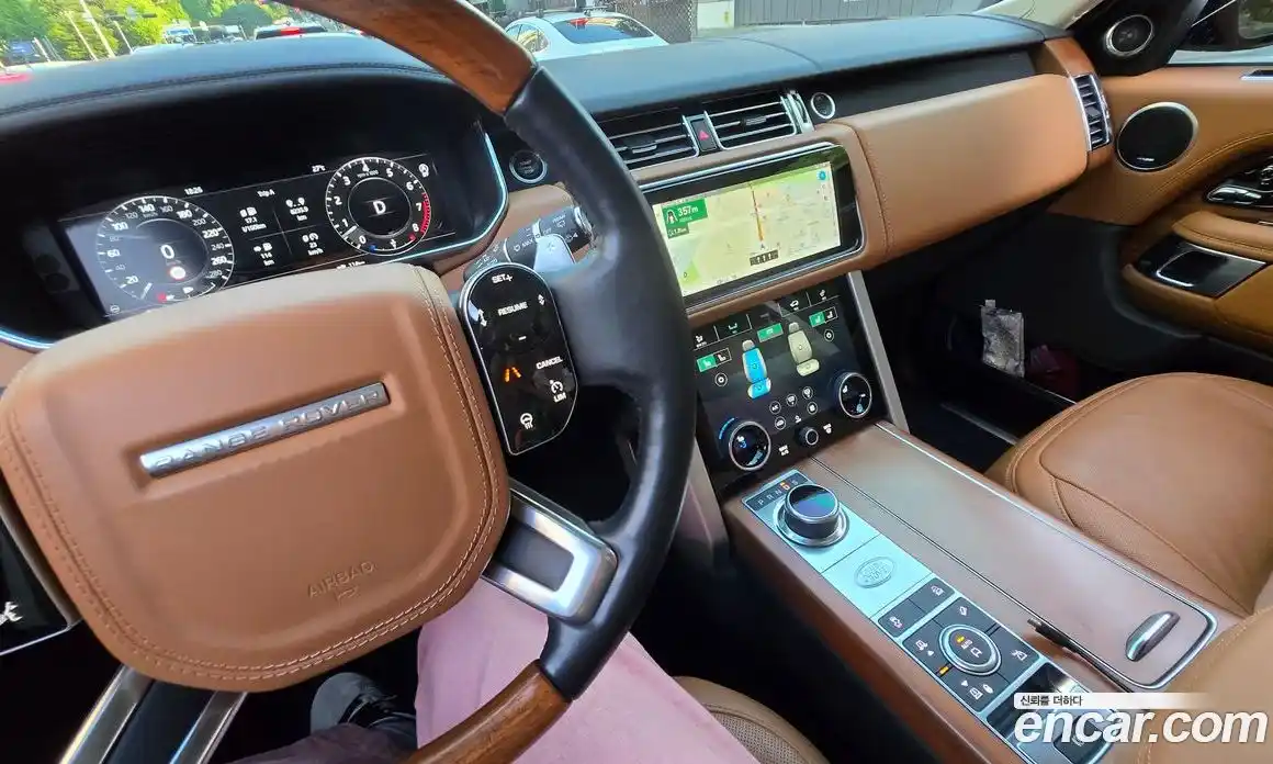 Land Rover Range Rover 2022 5.0 автомат (гидро), фото 7