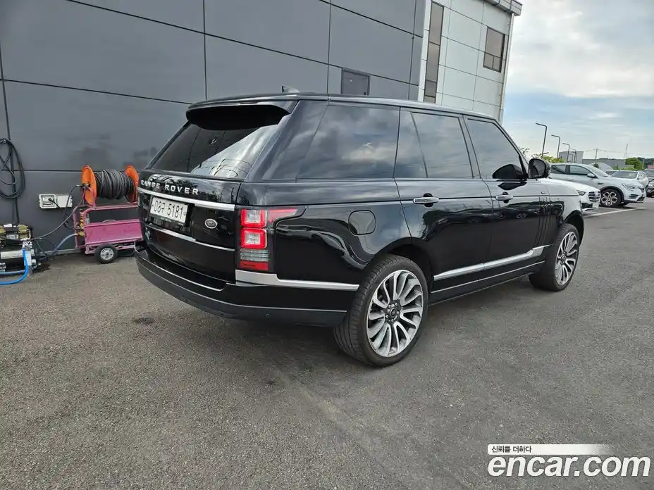 Land Rover Range Rover 2017 4.4 автомат (гидро), фото 4