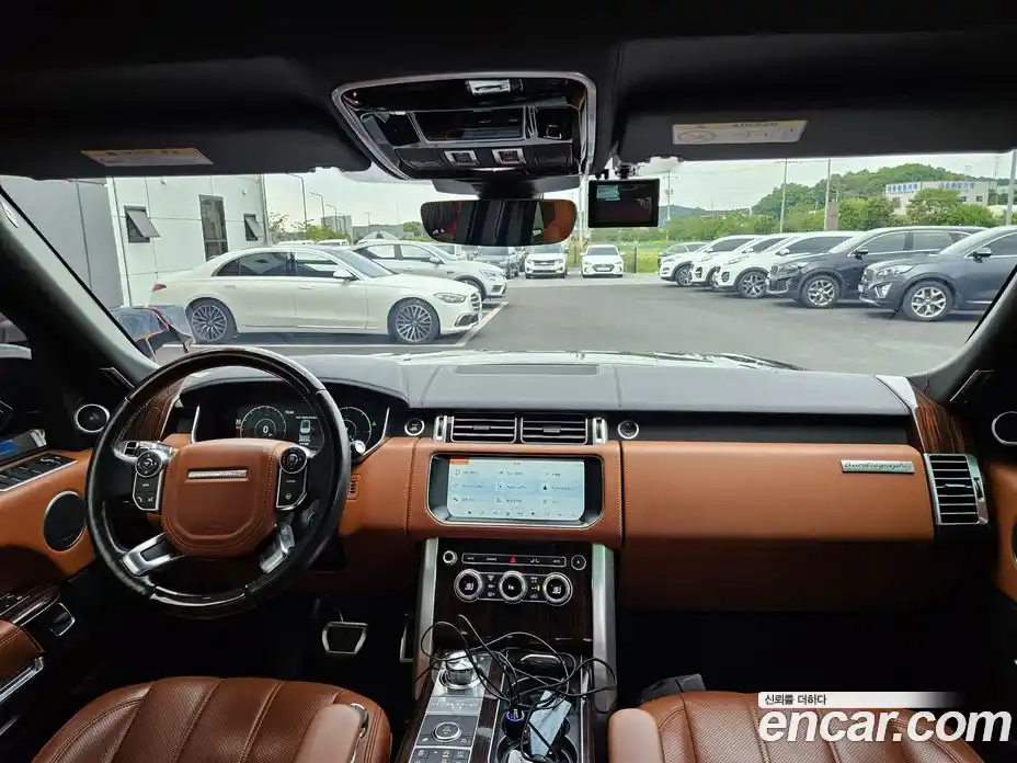 Land Rover Range Rover 2017 4.4 автомат (гидро), фото 8