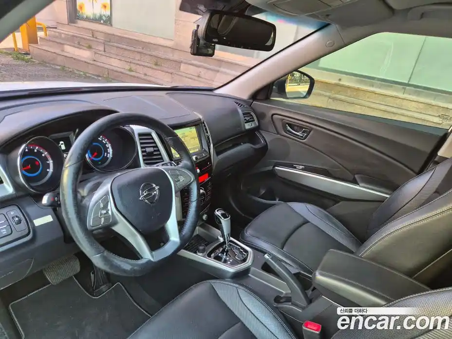 SsangYong TIBOLI 2016 1.6 автомат (гидро), фото 13