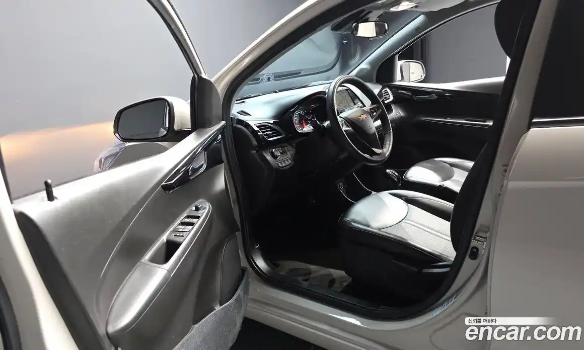 Chevrolet Spark 2018 1.0 автомат (гидро), фото 13