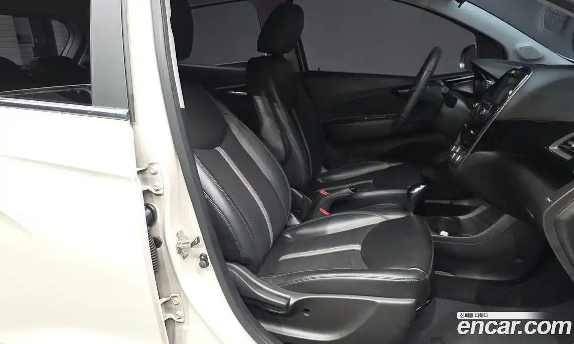 Chevrolet Spark 2018 1.0 автомат (гидро), фото 17
