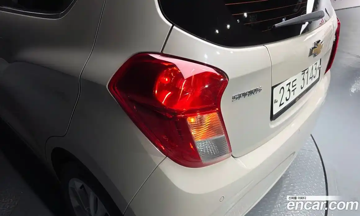 Chevrolet Spark 2018 1.0 автомат (гидро), фото 9