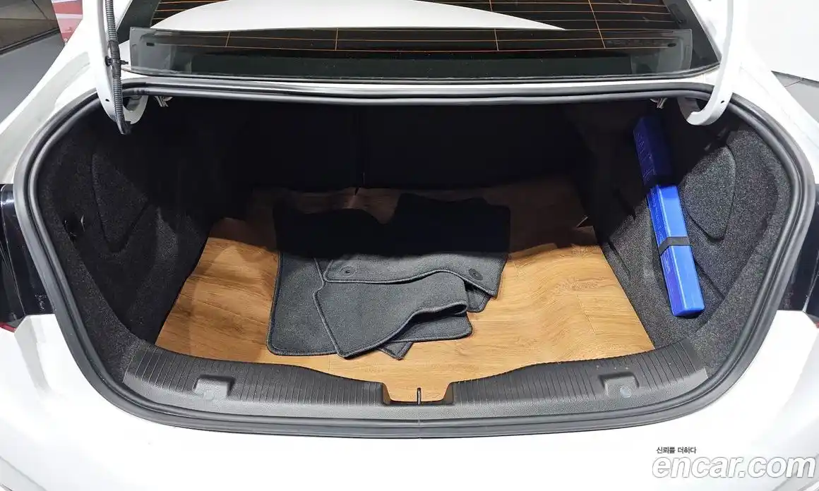 Chevrolet Cruze 2017 1.4 автомат (гидро), фото 31