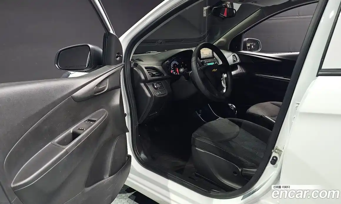 Chevrolet Spark 2018 1.0 автомат (гидро), фото 12