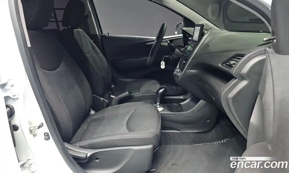 Chevrolet Spark 2018 1.0 автомат (гидро), фото 15