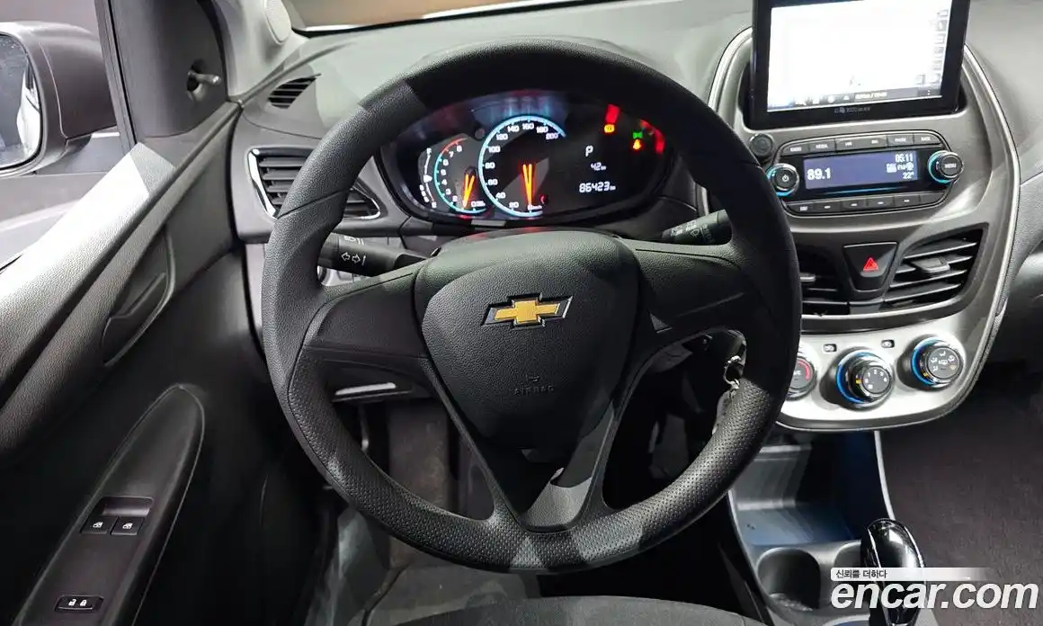 Chevrolet Spark 2018 1.0 автомат (гидро), фото 17