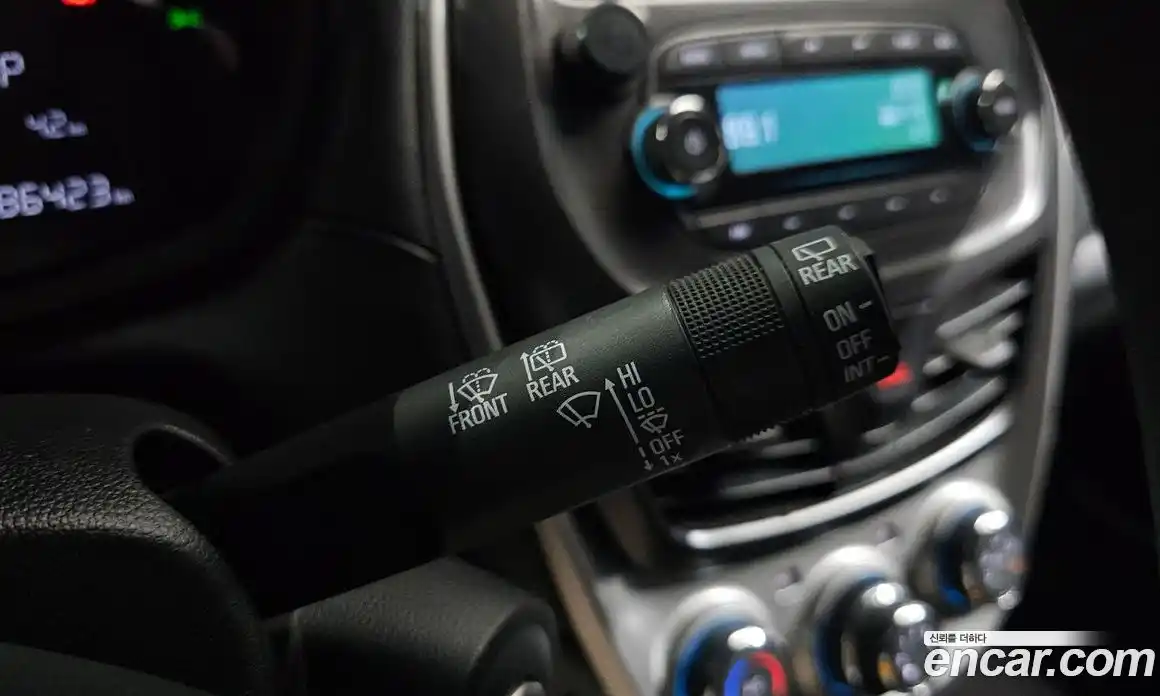 Chevrolet Spark 2018 1.0 автомат (гидро), фото 29
