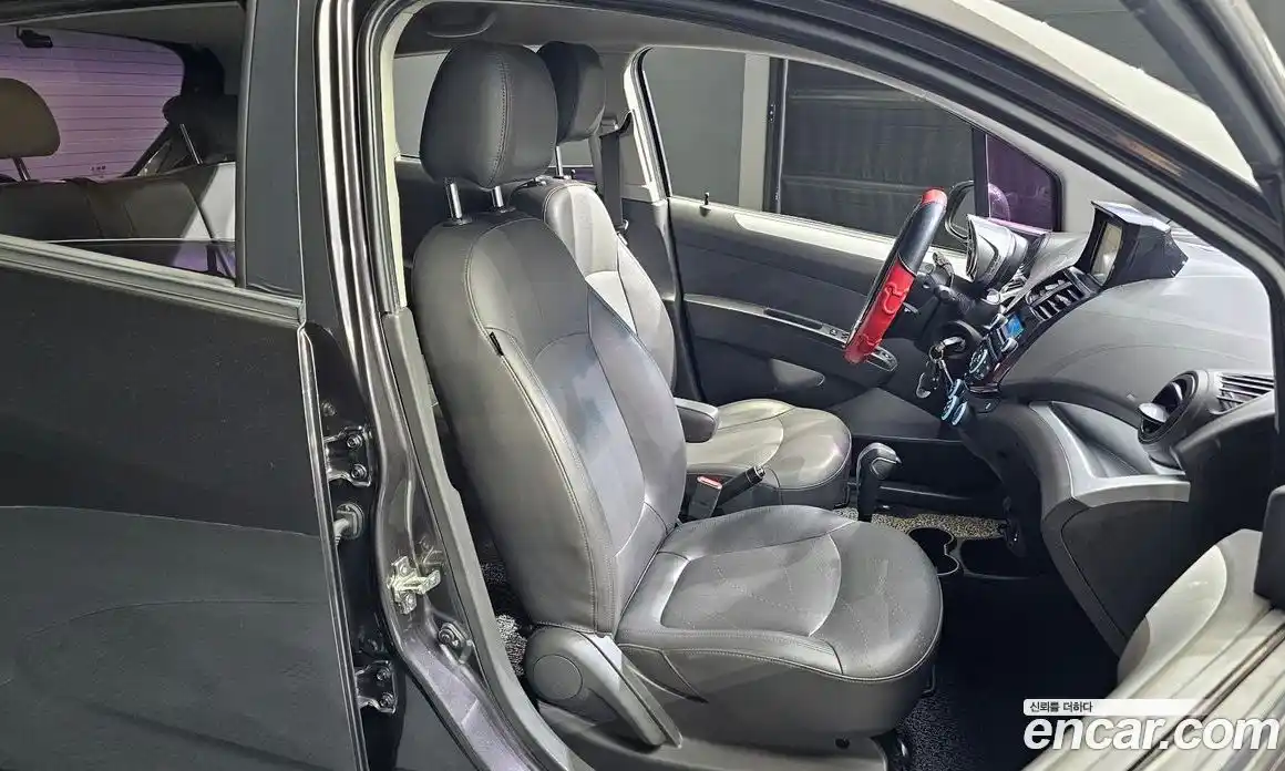 Chevrolet Spark 2015 1.0 автомат (гидро), фото 12