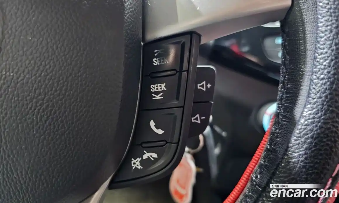 Chevrolet Spark 2015 1.0 автомат (гидро), фото 16