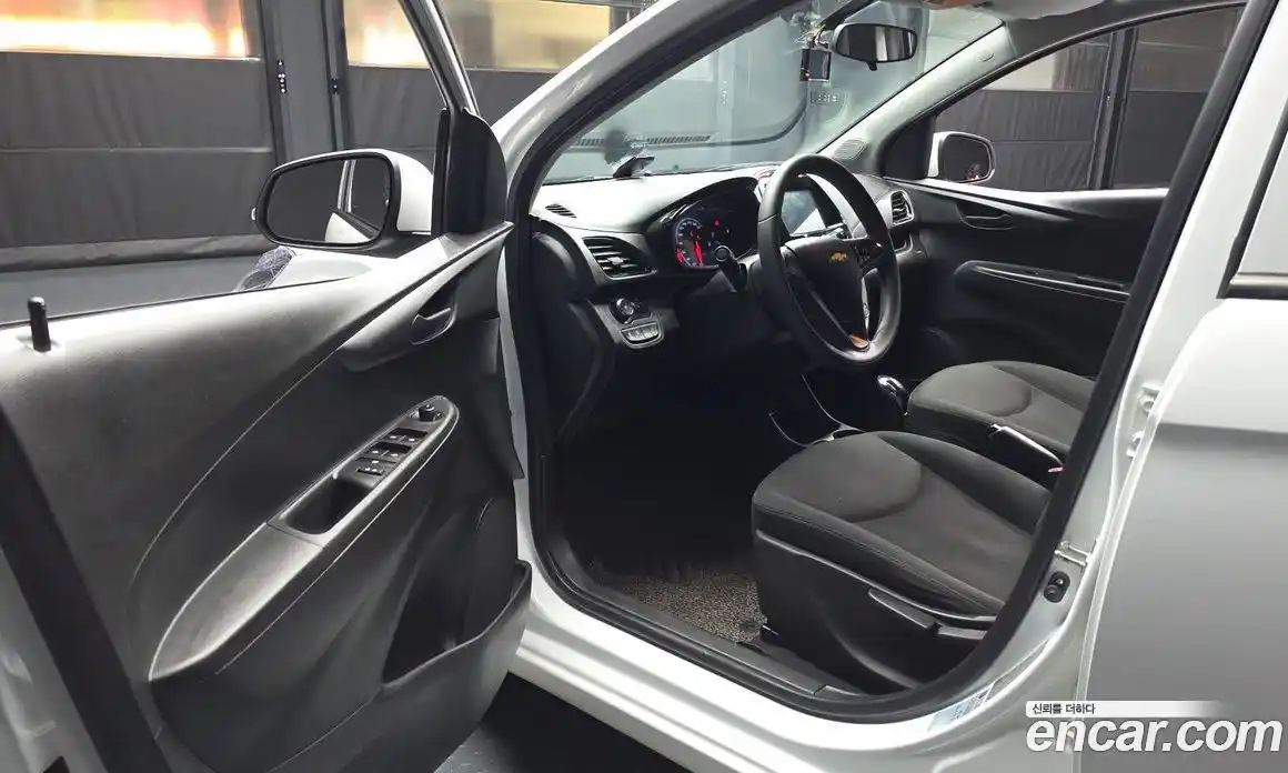 Chevrolet Spark 2016 1.0 автомат (гидро), фото 13