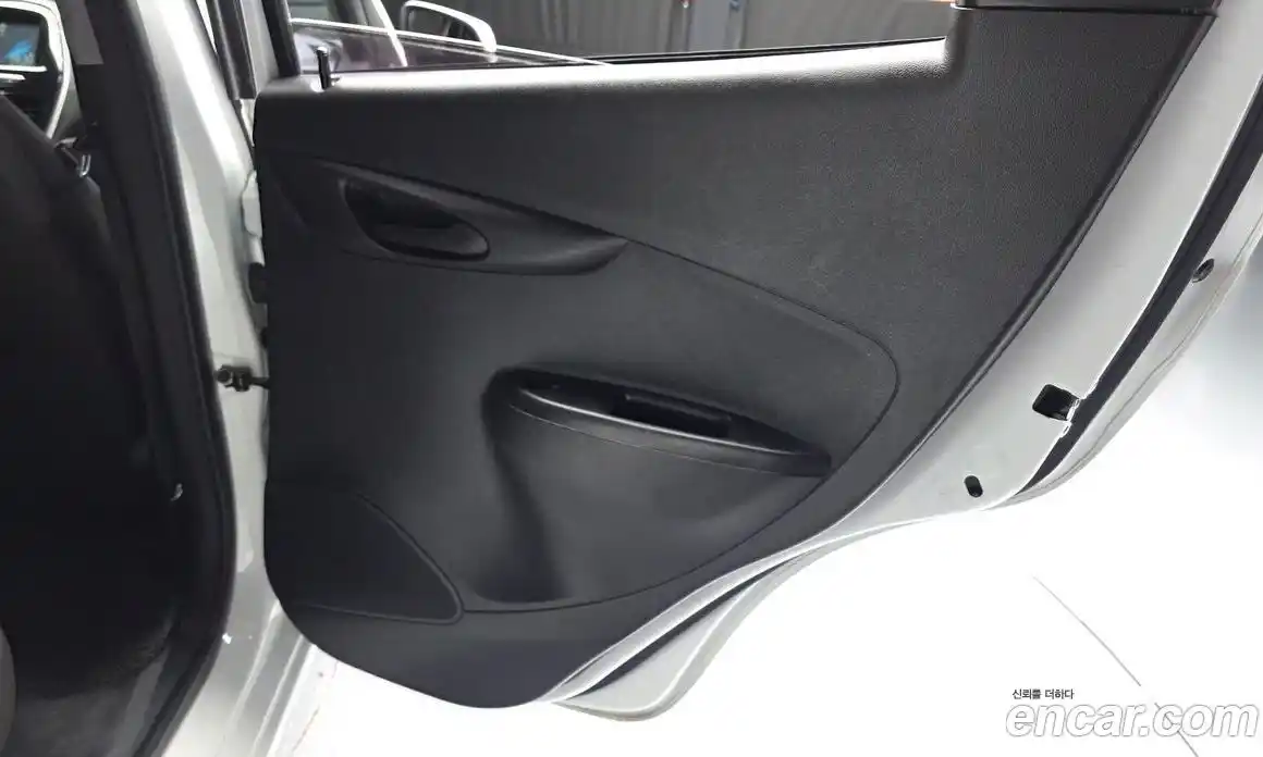 Chevrolet Spark 2016 1.0 автомат (гидро), фото 15