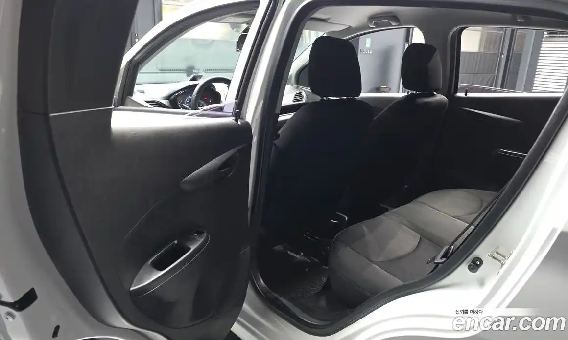 Chevrolet Spark 2016 1.0 автомат (гидро), фото 16