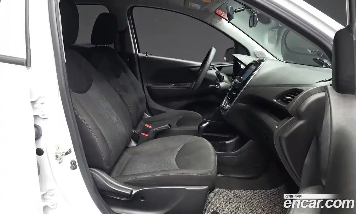 Chevrolet Spark 2016 1.0 автомат (гидро), фото 17