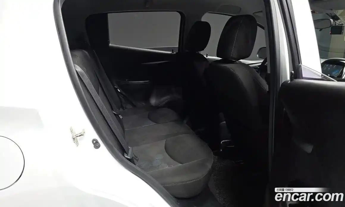 Chevrolet Spark 2016 1.0 автомат (гидро), фото 18