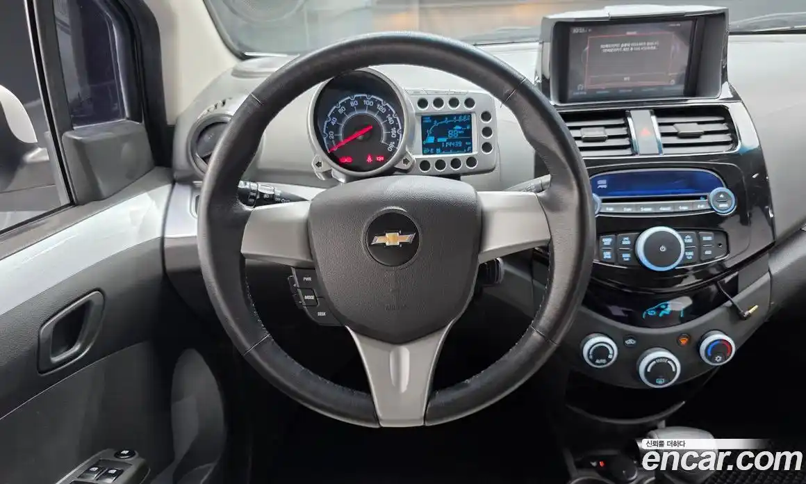 Chevrolet Spark 2012 1.0 автомат (гидро), фото 18