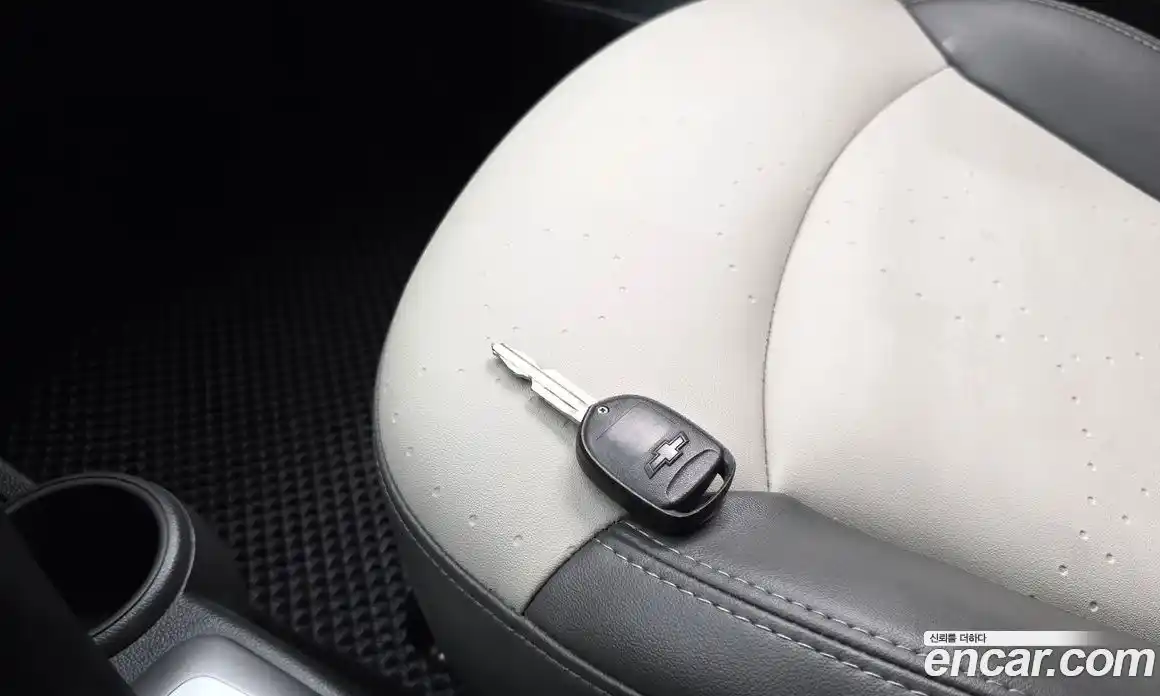 Chevrolet Spark 2012 1.0 автомат (гидро), фото 22