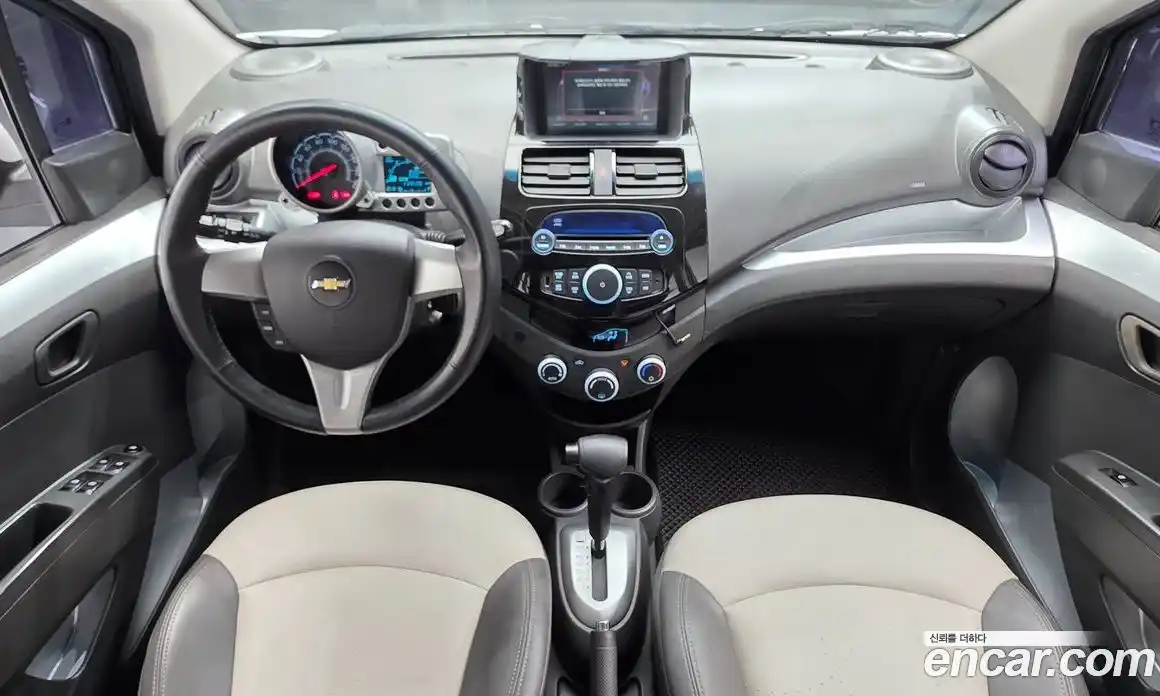 Chevrolet Spark 2012 1.0 автомат (гидро), фото 9