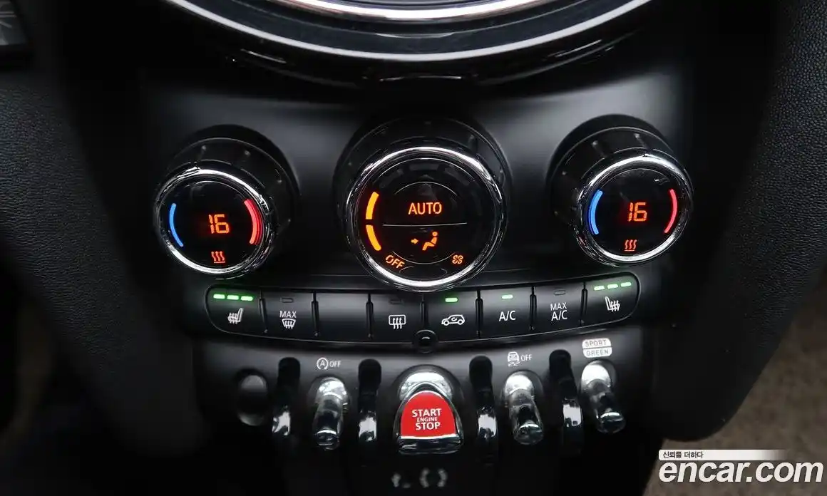 Mini Cooper Convertible 2018 1.5 автомат (гидро), фото 13
