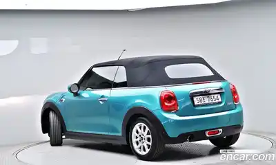 Mini Cooper Convertible 2018 1.5 автомат (гидро), миниатюра 4