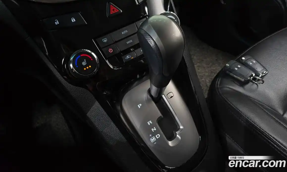 Chevrolet Orlando 2013 2.0 автомат (гидро), фото 9