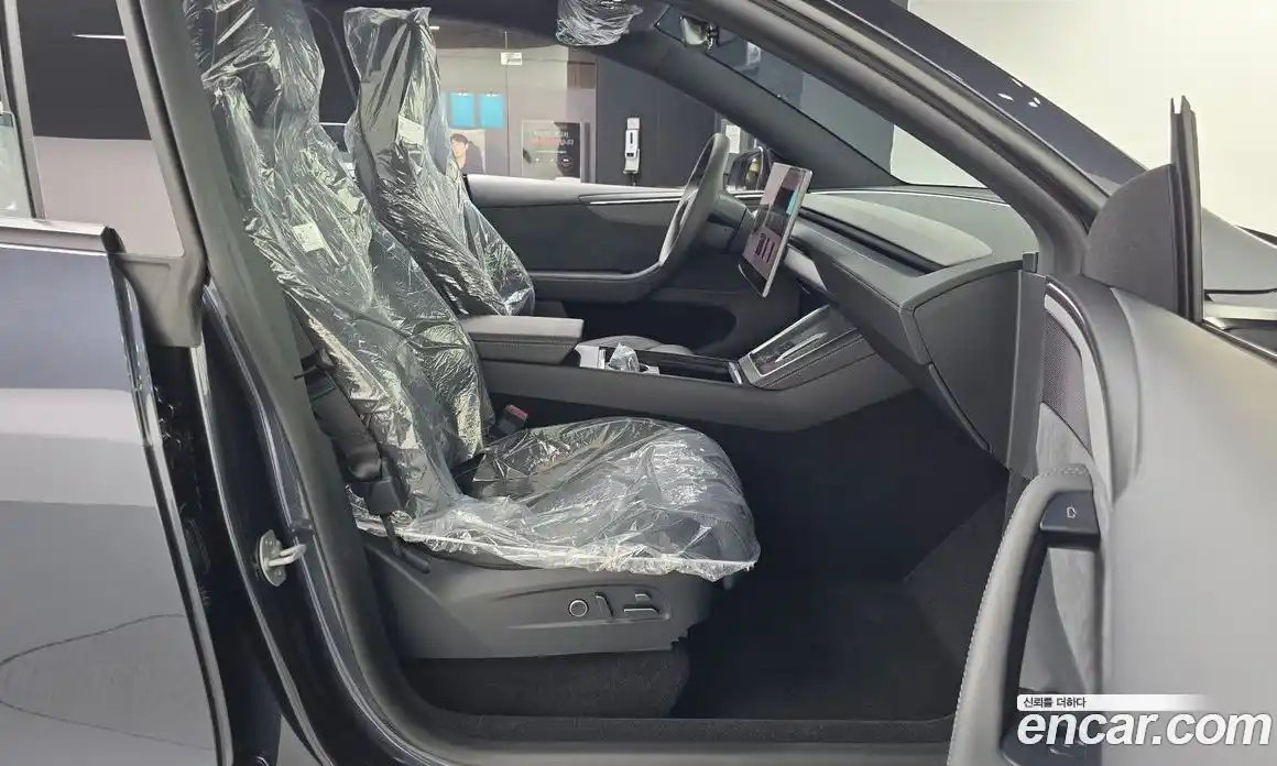 Tesla Model Y 2026 0.2 автомат (гидро), фото 11