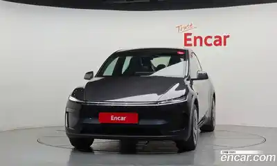 Tesla Model Y 2026 0.2 автомат (гидро), миниатюра 3