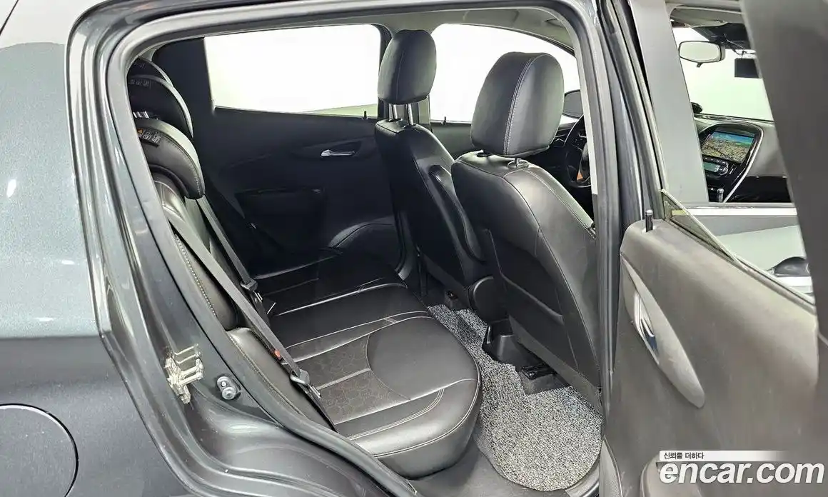 Chevrolet Spark 2016 1.0 автомат (гидро), фото 18