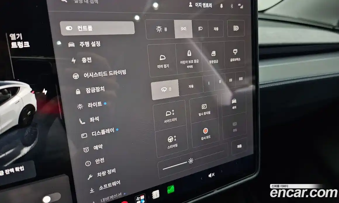 Tesla Model Y 2025 0.2 автомат (гидро), фото 23