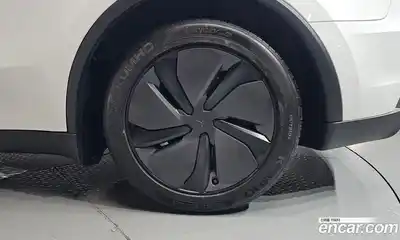 Tesla Model Y 2025 0.2 автомат (гидро), миниатюра 6
