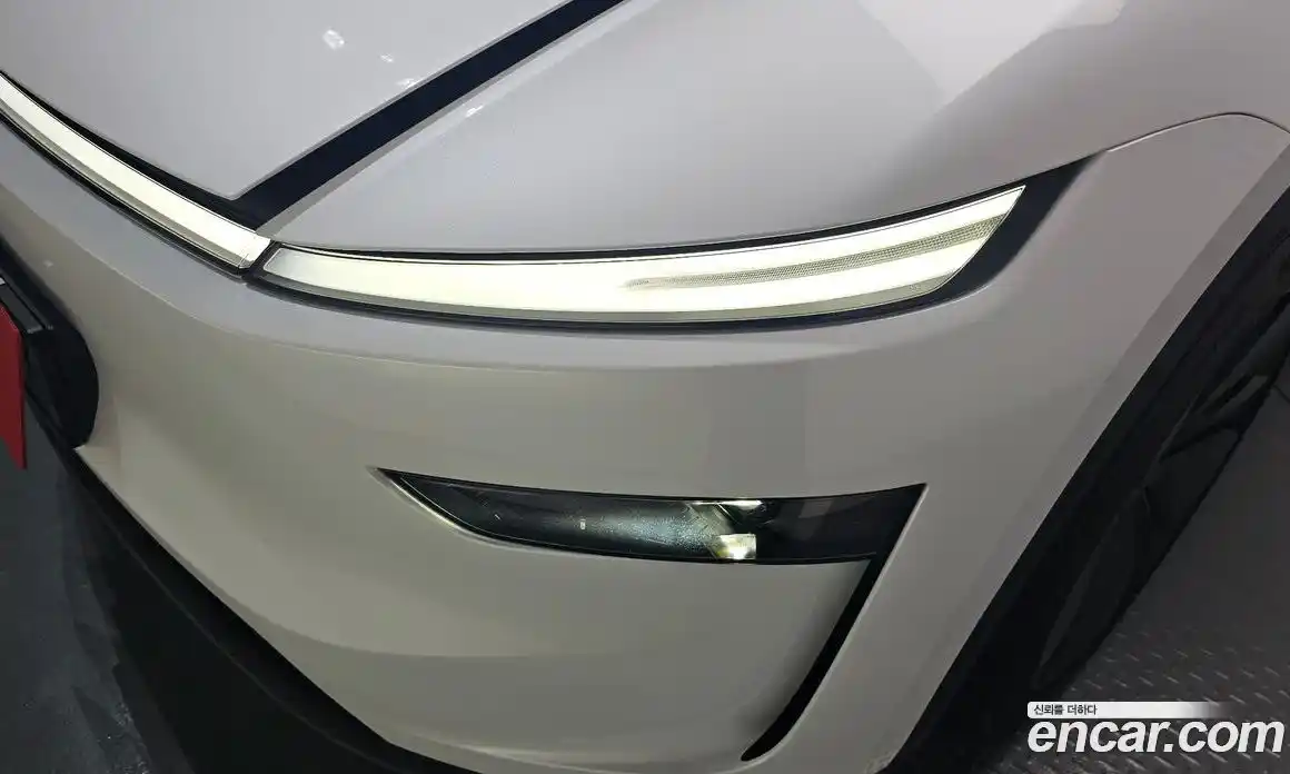 Tesla Model Y 2025 0.2 автомат (гидро), фото 7
