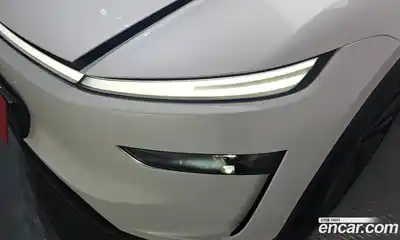 Tesla Model Y 2025 0.2 автомат (гидро), миниатюра 7