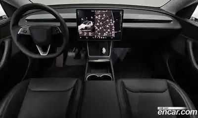 Tesla Model Y 2025 0.2 автомат (гидро), миниатюра 9