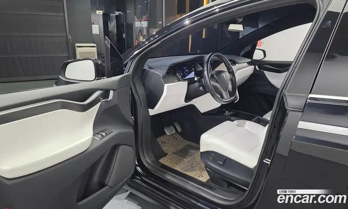 Tesla Model X 2018 0.3 автомат (гидро), фото 13 Tesla Model X 2018 0.3 автомат (гидро), фото 13