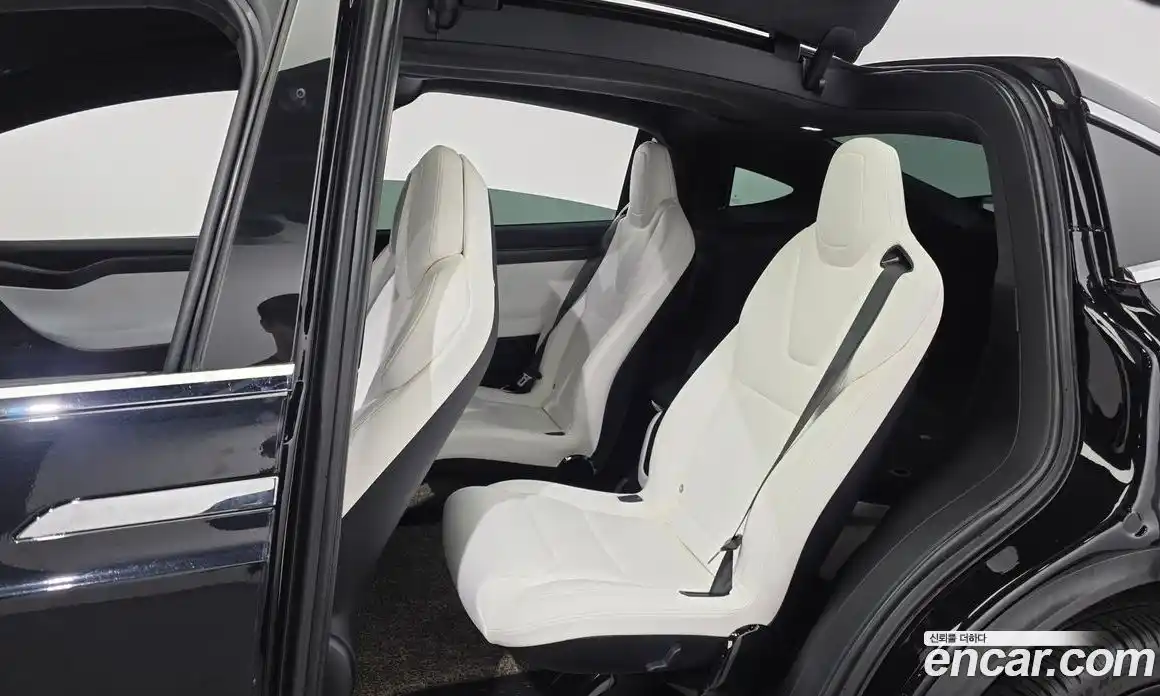 Tesla Model X 2018 0.3 автомат (гидро), фото 17 Tesla Model X 2018 0.3 автомат (гидро), фото 17