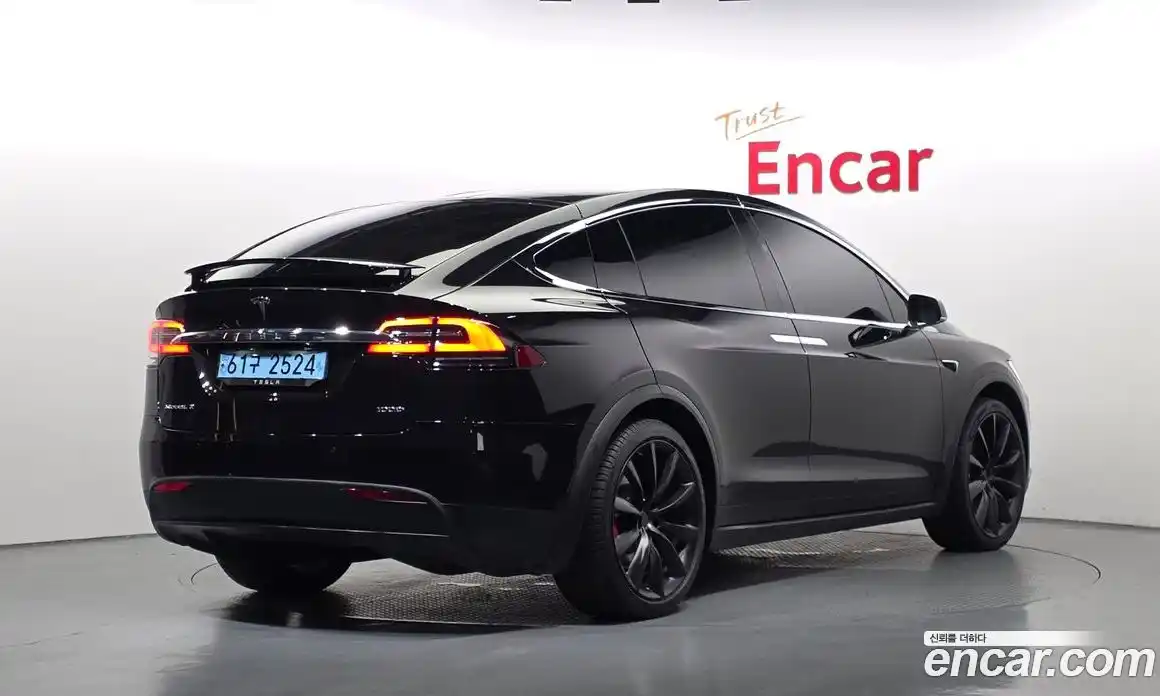 Tesla Model X 2018 0.3 автомат (гидро), фото 2 Tesla Model X 2018 0.3 автомат (гидро), фото 2