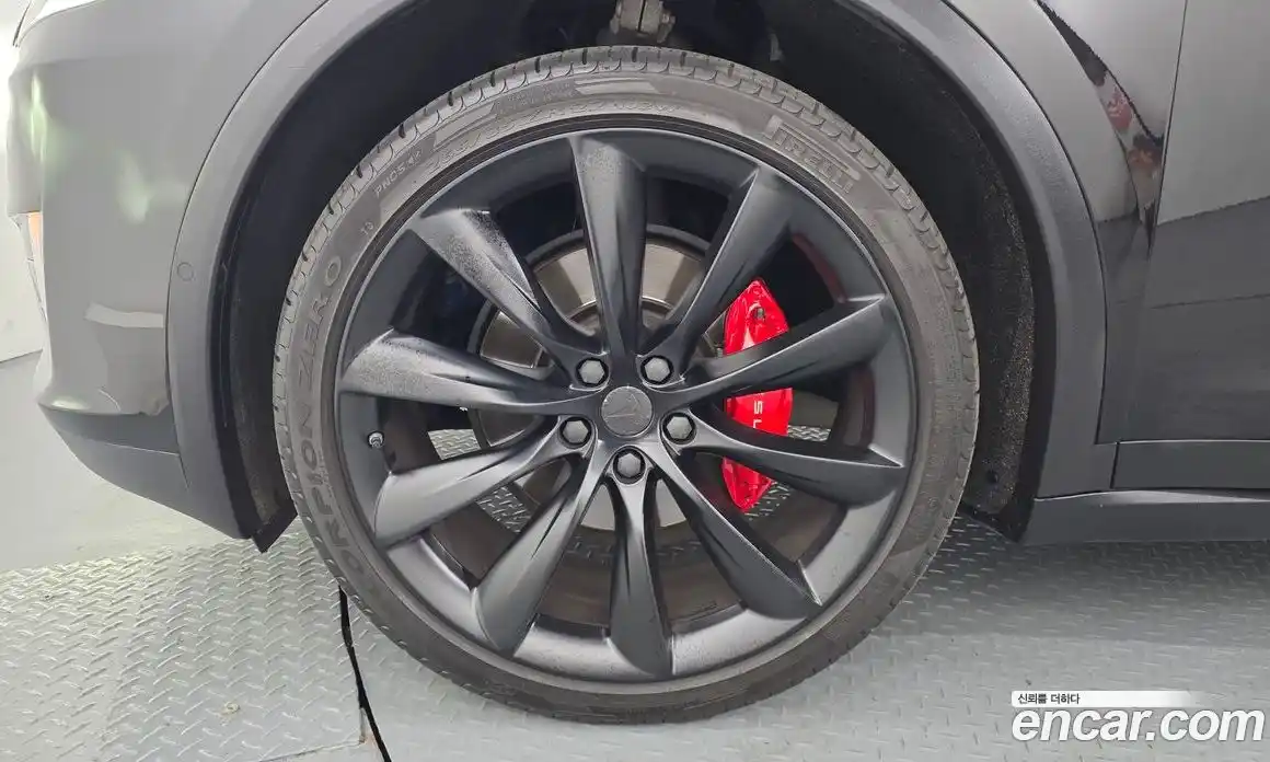 Tesla Model X 2018 0.3 автомат (гидро), фото 5 Tesla Model X 2018 0.3 автомат (гидро), фото 5