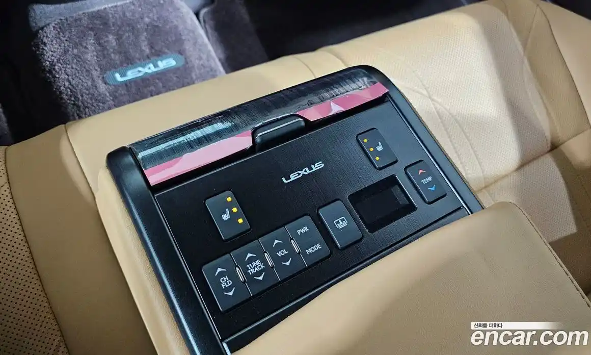 Lexus ES 2019 2.5 автомат (гидро), фото 19 Lexus ES 2019 2.5 автомат (гидро), фото 19
