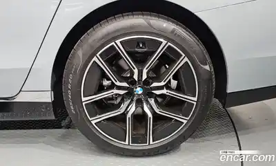 BMW 7 серия 2025 3.0 автомат (гидро), миниатюра 7