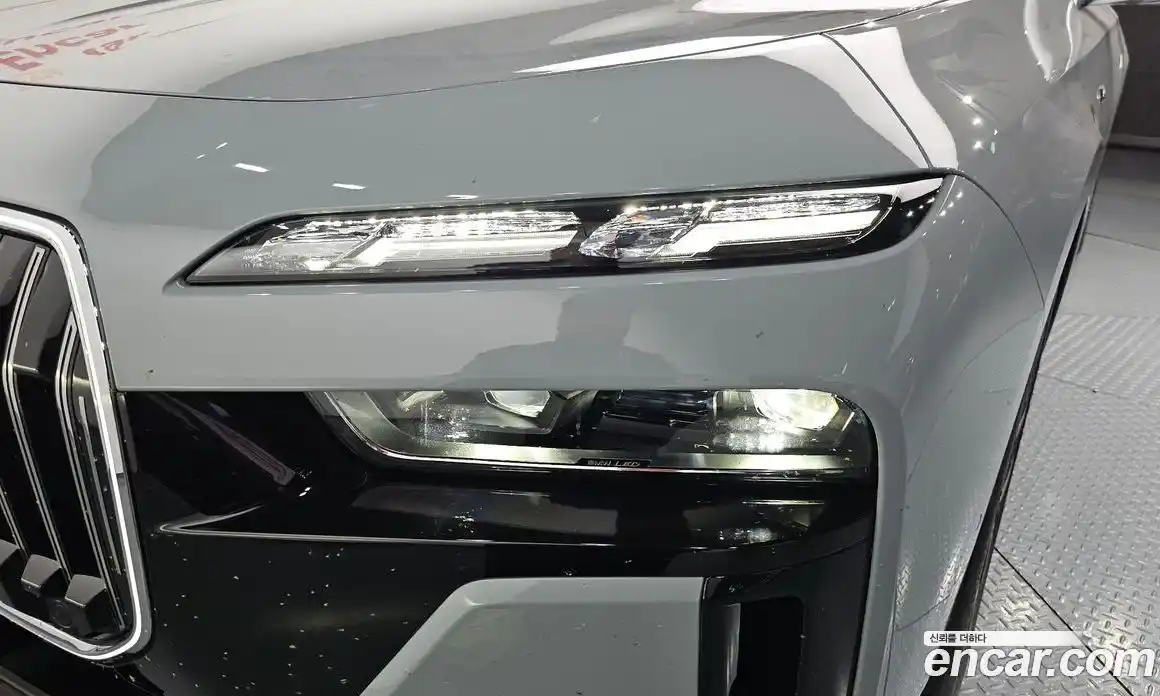 BMW 7 серия 2025 3.0 автомат (гидро), фото 8