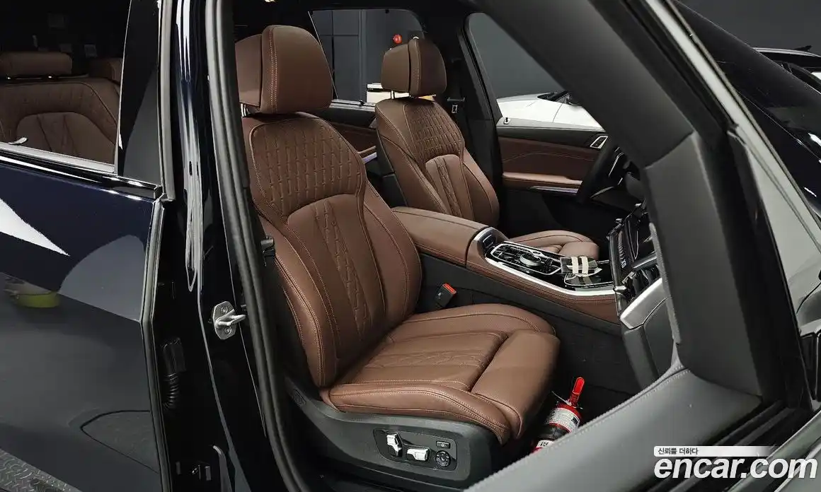BMW X5 2025 3.0 автомат (гидро), фото 12