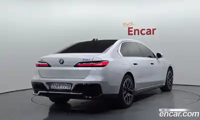 BMW 7 серия 2025 3.0 автомат (гидро), миниатюра 2