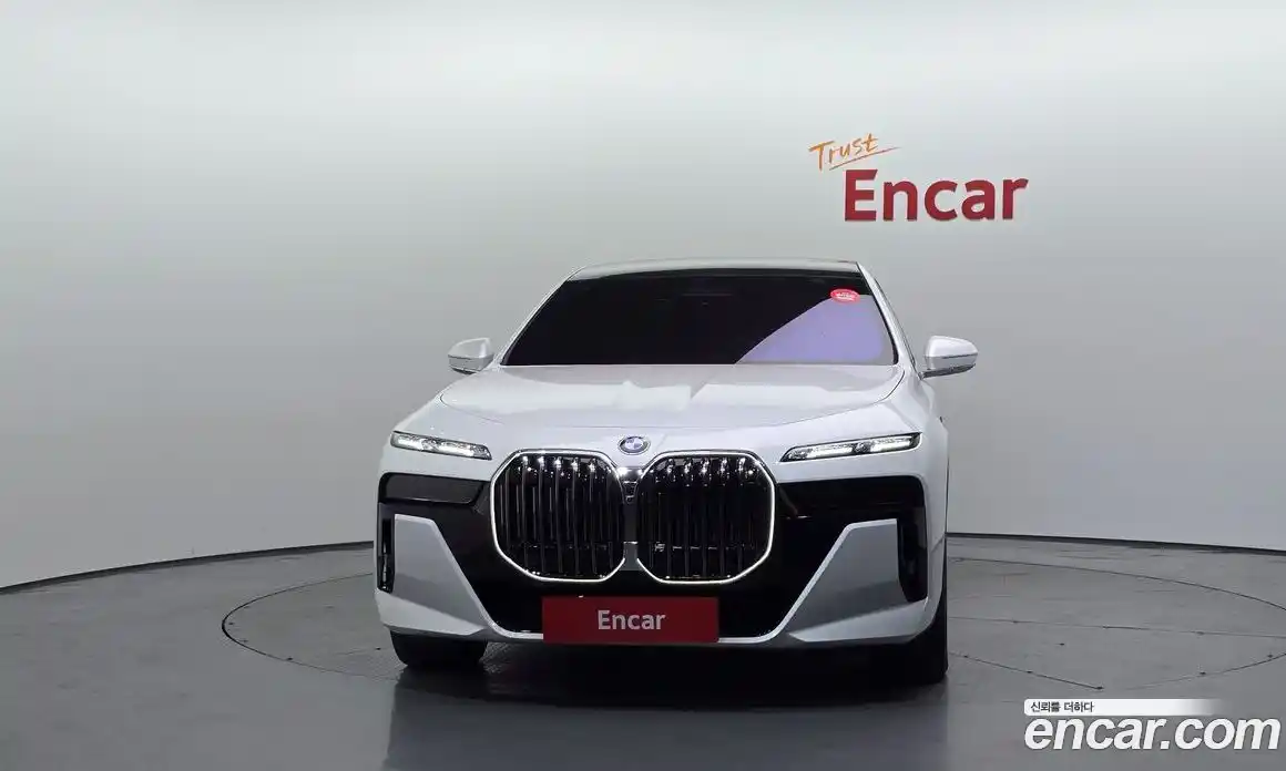BMW 7 серия 2025 3.0 автомат (гидро), фото 3