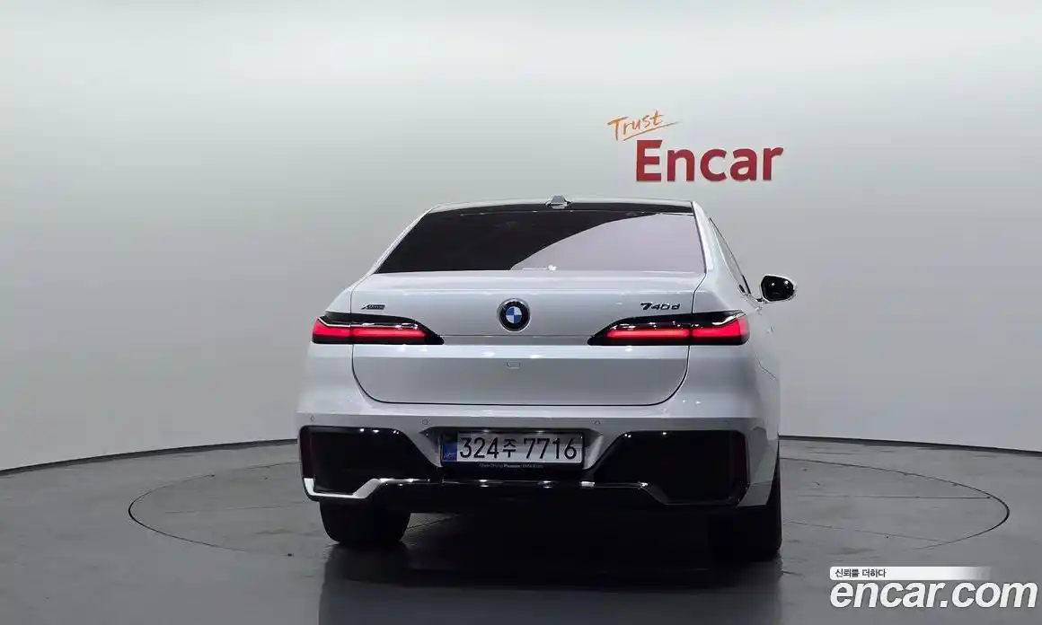 BMW 7 серия 2025 3.0 автомат (гидро), фото 4