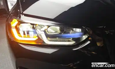 BMW X4 2025 2.0 автомат (гидро), миниатюра 8
