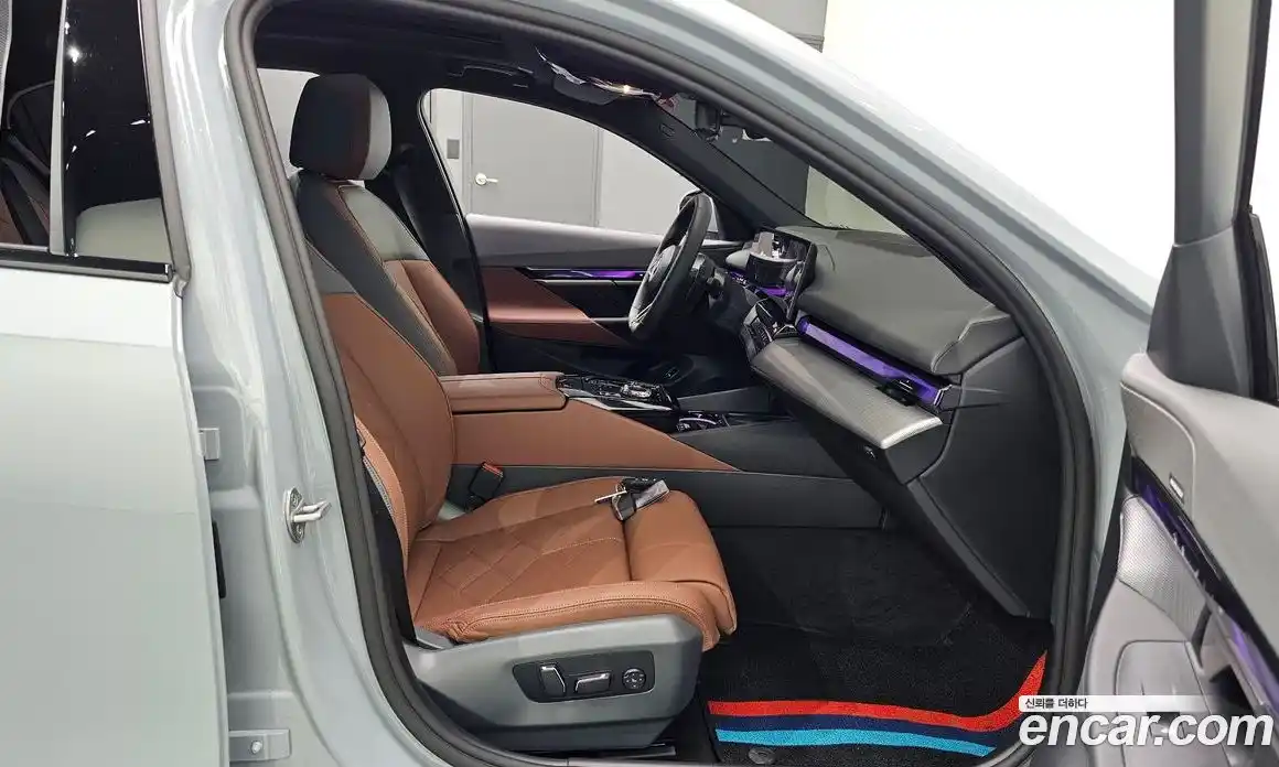BMW 5 серия 2025 2.0 автомат (гидро), фото 16
