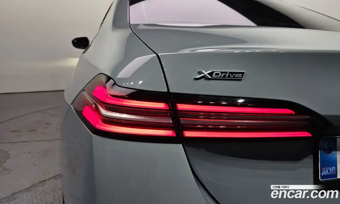 BMW 5 серия 2025 2.0 автомат (гидро), фото 9