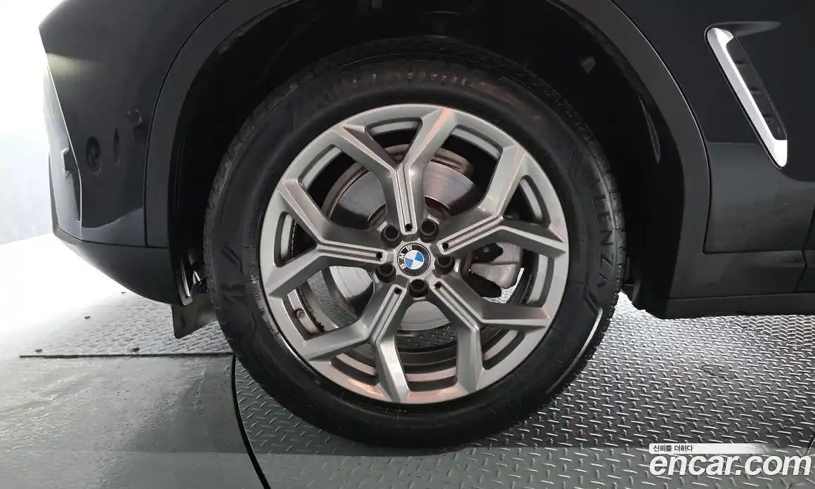 BMW X3 2023 2.0 автомат (гидро), фото 5